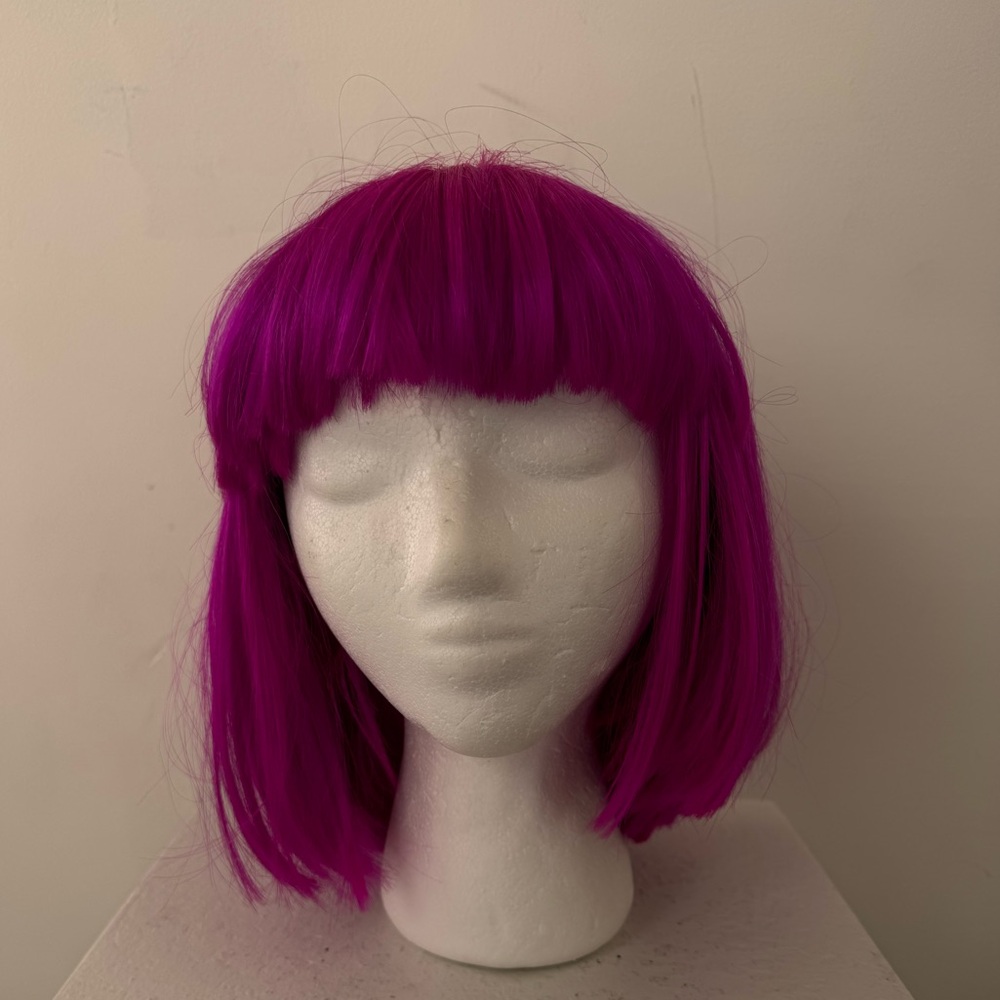Fifi Mahony Fuschia China Doll Costume Short Bob Wig - Picture 2 of 5